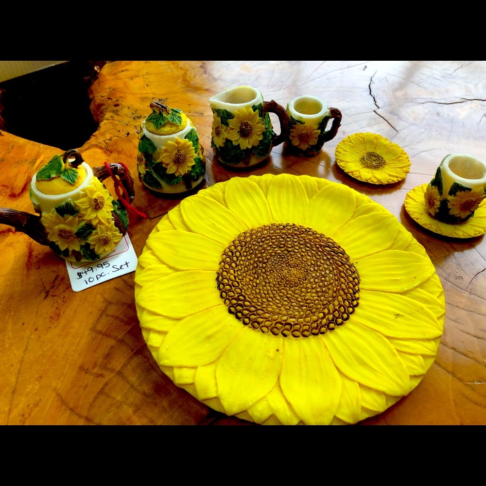 Miniature tea set. 10 pieces